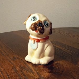 Sweet Ceramic Bulldog Figurine Signed by Artist  5" h  Excellent condition